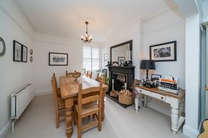 DINING AREA- click for photo gallery